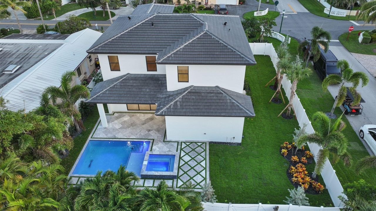 En Venta: $2,995,000 (4 camas, 3 baños, 3496 Pies cuadrados)