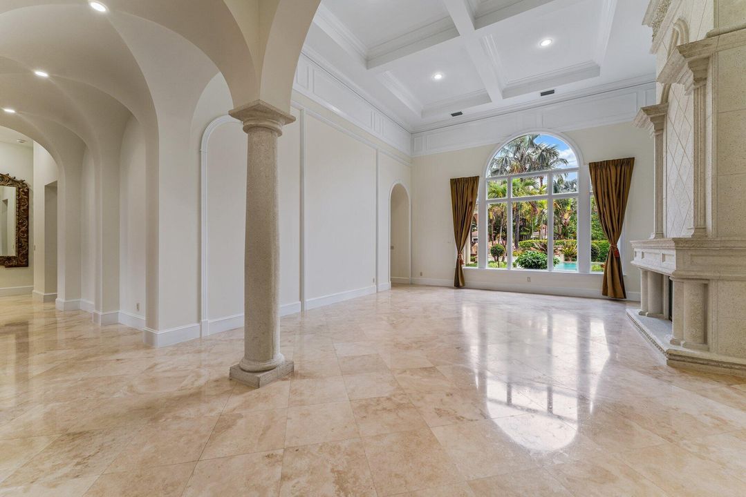 For Sale: $5,900,000 (4 beds, 4 baths, 4662 Square Feet)