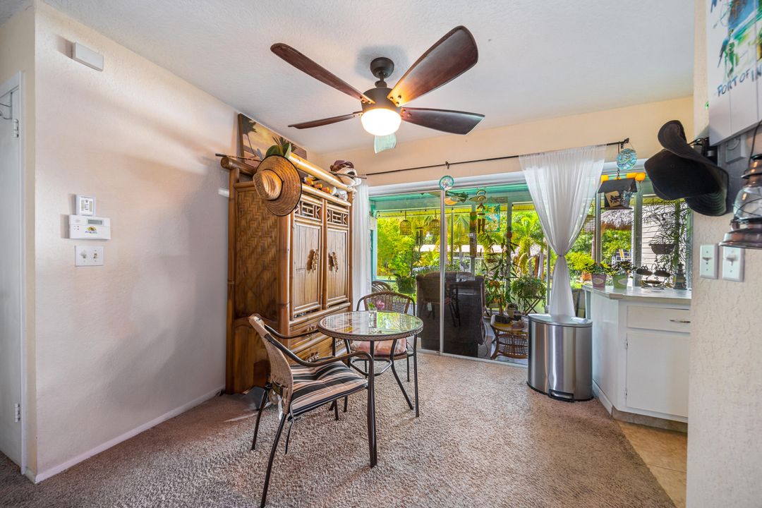 For Sale: $649,000 (2 beds, 2 baths, 990 Square Feet)