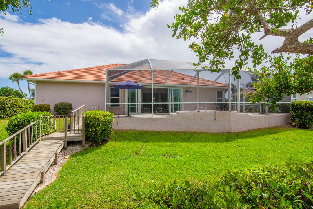 Active With Contract: $700,000 (4 beds, 3 baths, 2063 Square Feet)