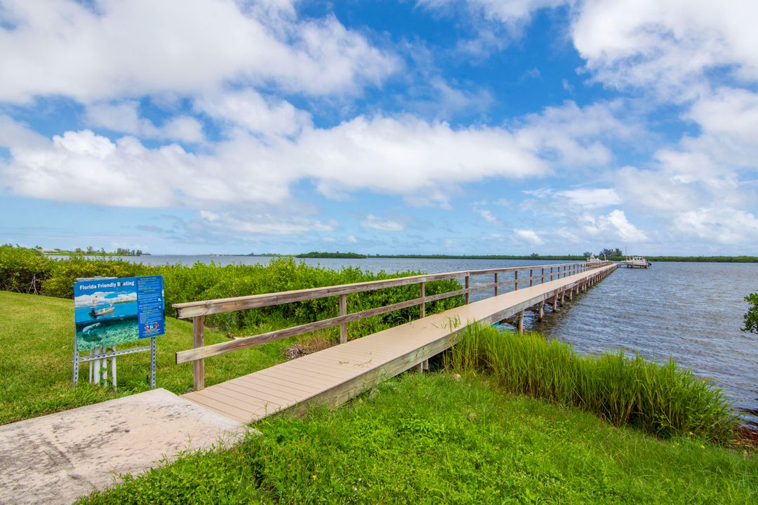 Active With Contract: $700,000 (4 beds, 3 baths, 2063 Square Feet)