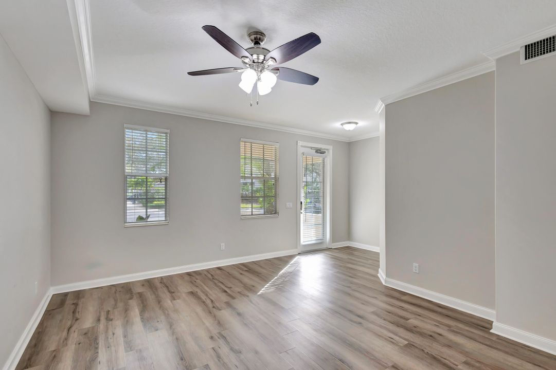 Active With Contract: $4,000 (3 beds, 2 baths, 1836 Square Feet)