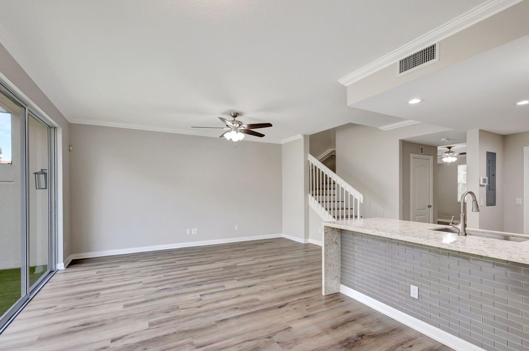 Active With Contract: $4,000 (3 beds, 2 baths, 1836 Square Feet)