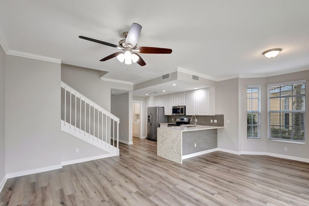 Active With Contract: $4,000 (3 beds, 2 baths, 1836 Square Feet)