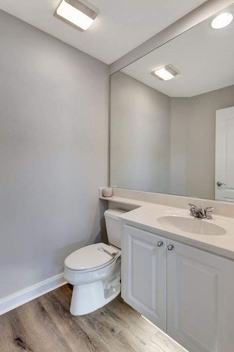 Active With Contract: $4,000 (3 beds, 2 baths, 1836 Square Feet)