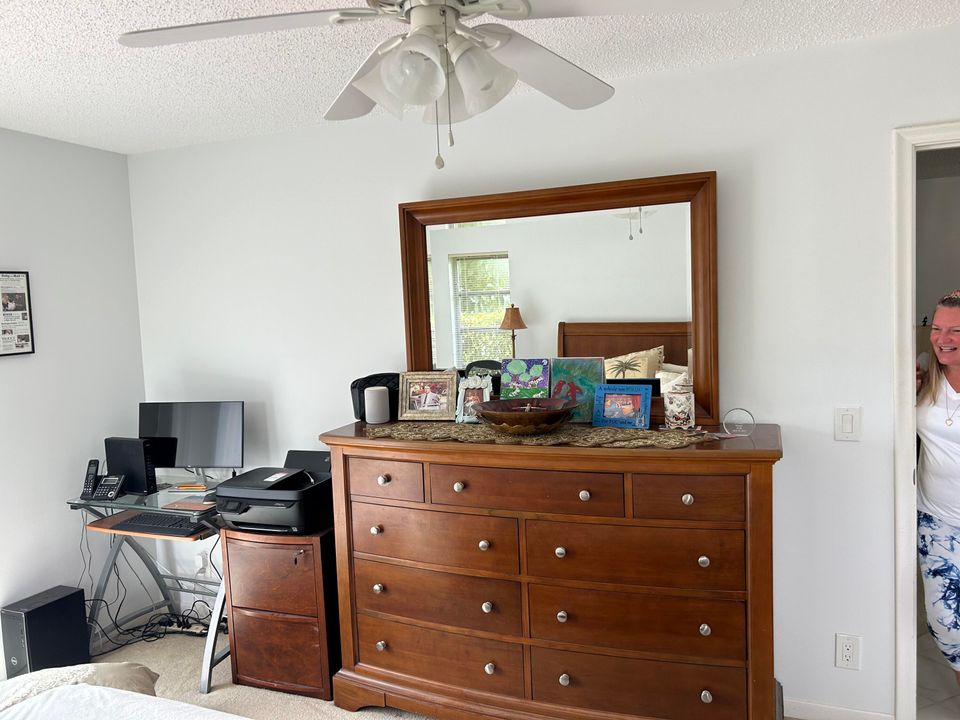 Active With Contract: $2,100 (2 beds, 2 baths, 1340 Square Feet)