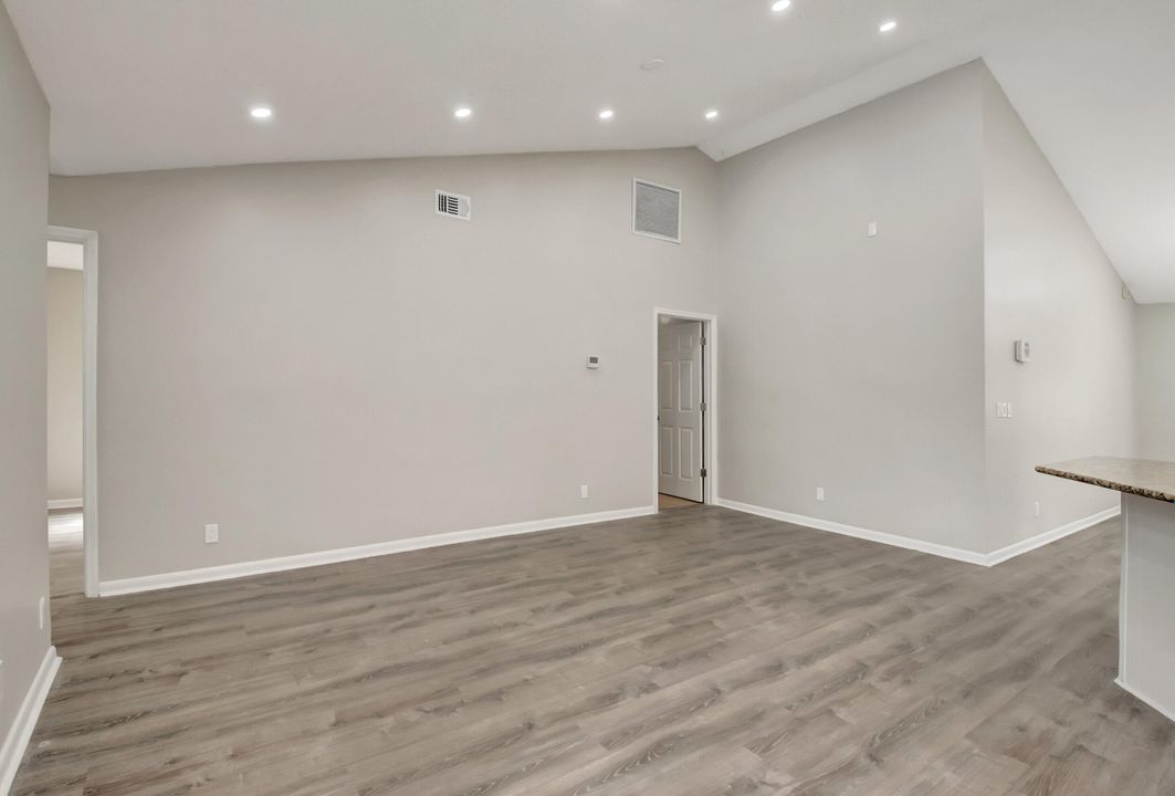 Active With Contract: $4,500 (4 beds, 2 baths, 2177 Square Feet)