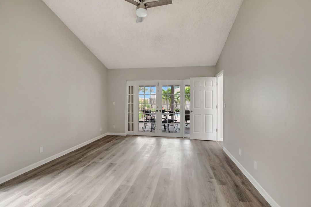 Active With Contract: $4,500 (4 beds, 2 baths, 2177 Square Feet)