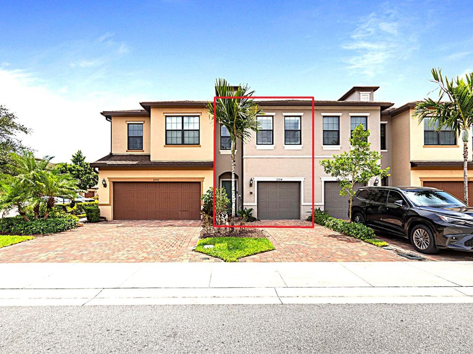 For Sale: $449,500 (3 beds, 2 baths, 1612 Square Feet)