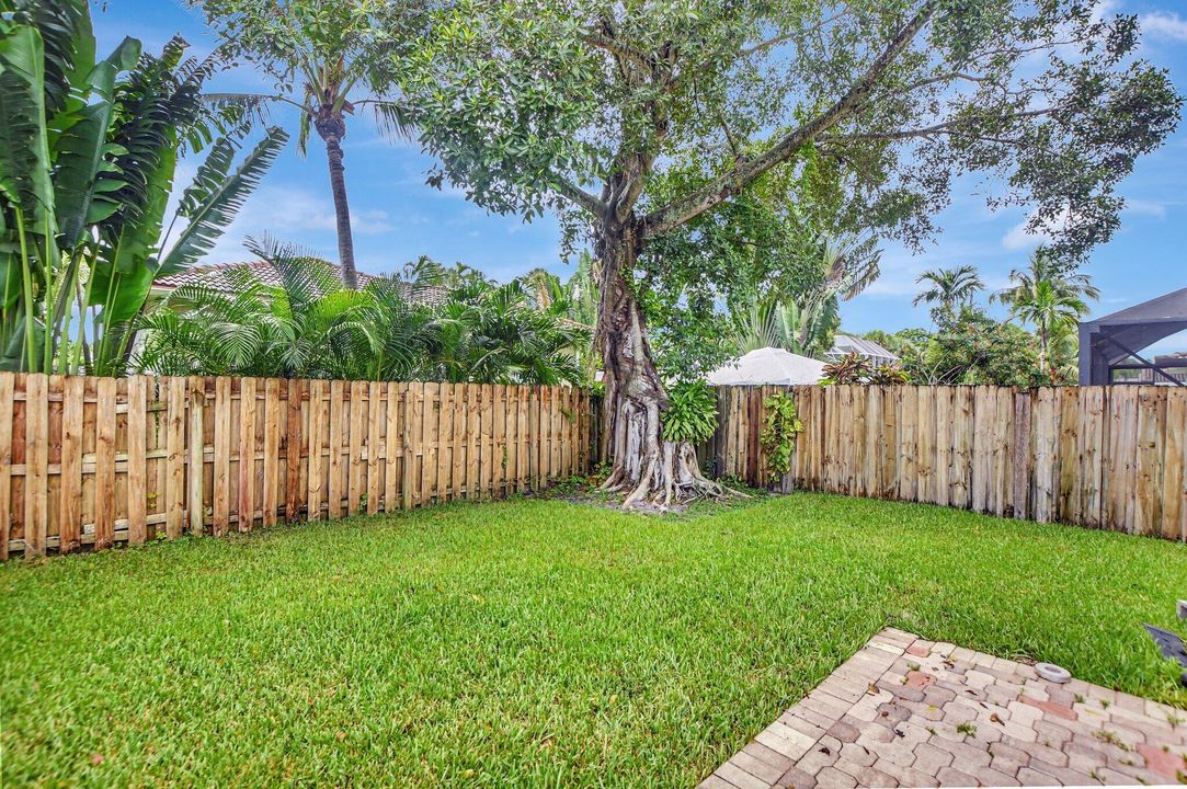 For Sale: $995,000 (4 beds, 3 baths, 2329 Square Feet)