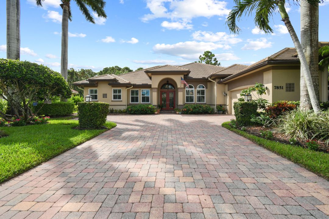 For Sale: $1,250,000 (3 beds, 3 baths, 3151 Square Feet)