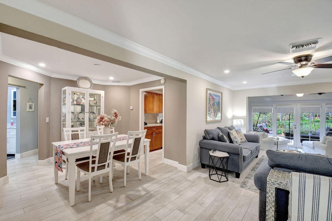 Active With Contract: $1,050,000 (2 beds, 2 baths, 1385 Square Feet)