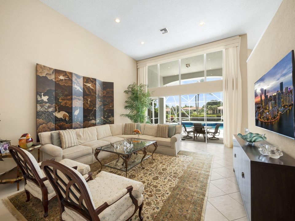 Active With Contract: $1,300,000 (3 beds, 4 baths, 2860 Square Feet)