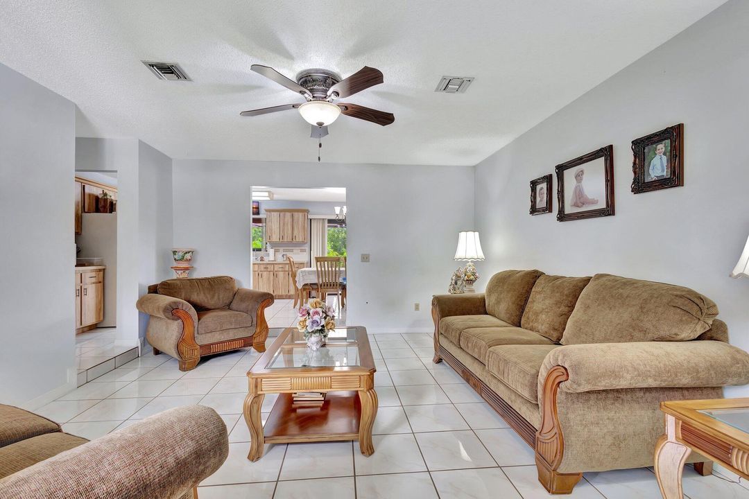 Active With Contract: $4,500 (3 beds, 2 baths, 1502 Square Feet)