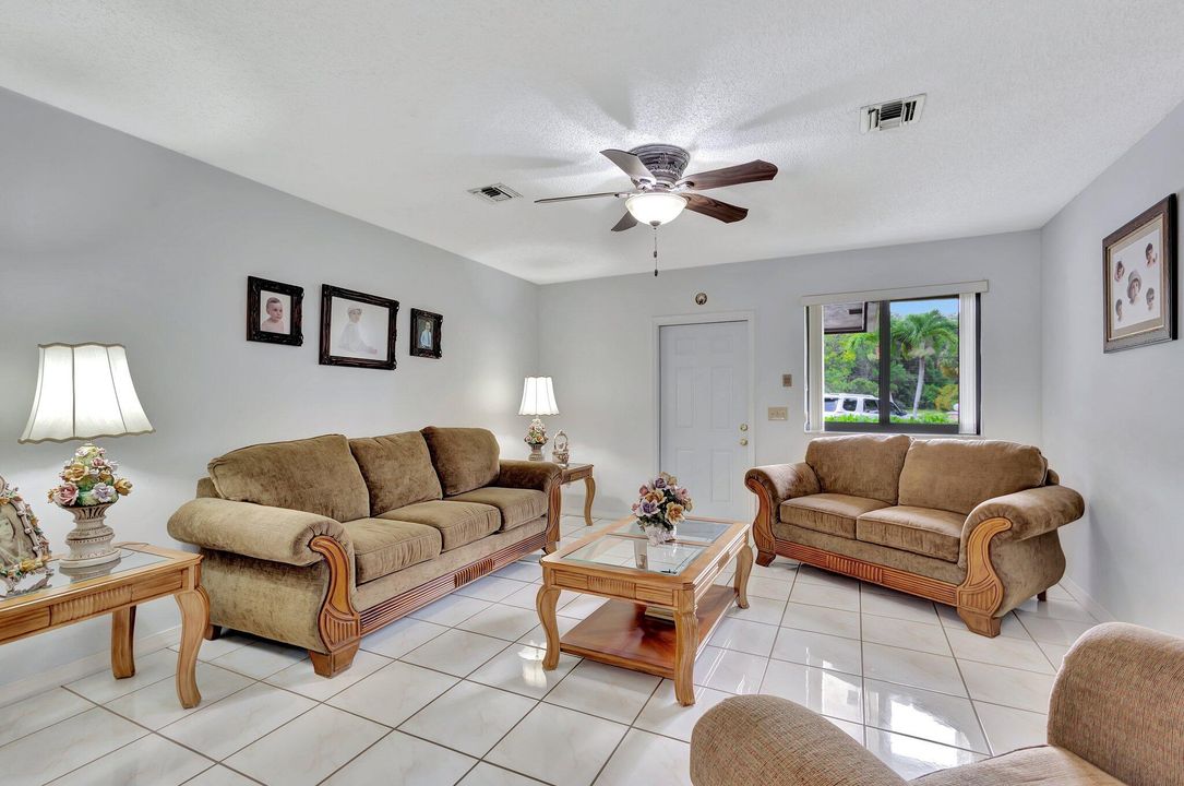 Active With Contract: $4,500 (3 beds, 2 baths, 1502 Square Feet)