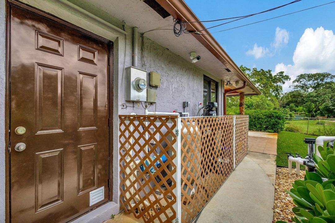 Active With Contract: $4,500 (3 beds, 2 baths, 1502 Square Feet)