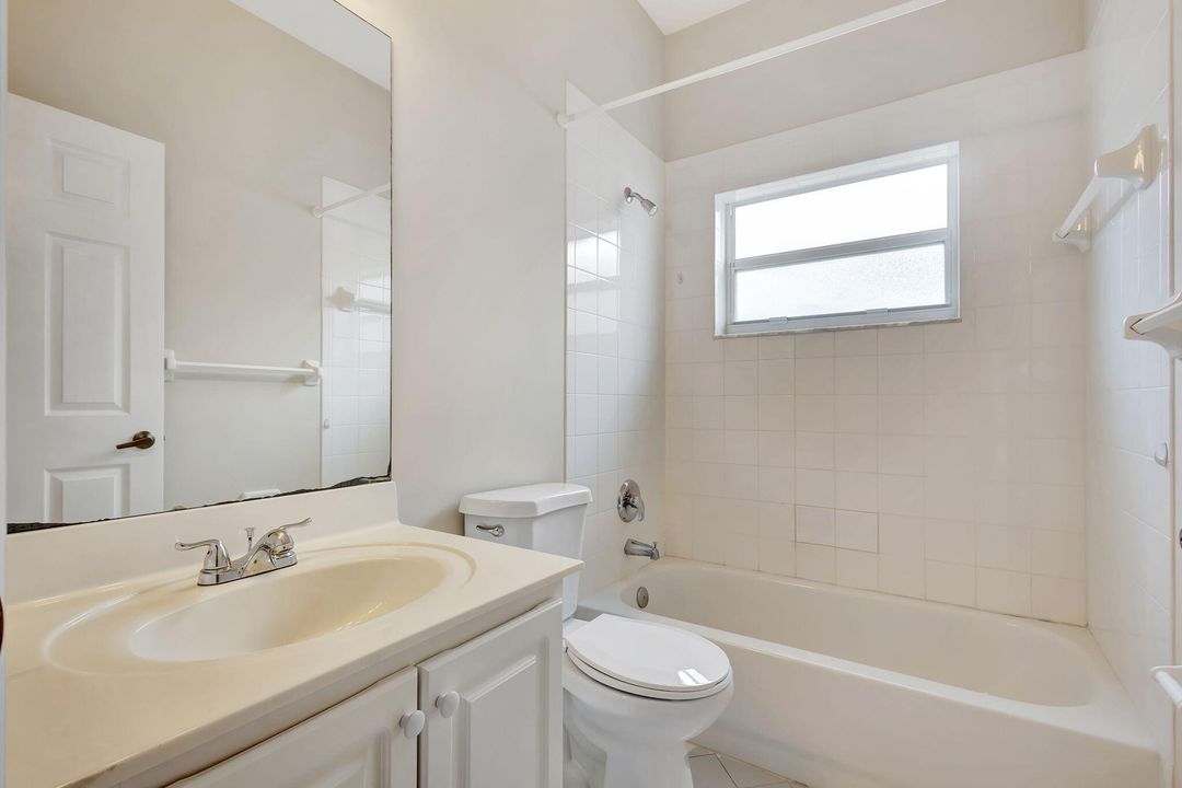 Active With Contract: $3,450 (3 beds, 2 baths, 1797 Square Feet)