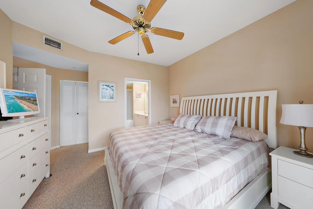 Active With Contract: $3,500 (3 beds, 3 baths, 1454 Square Feet)