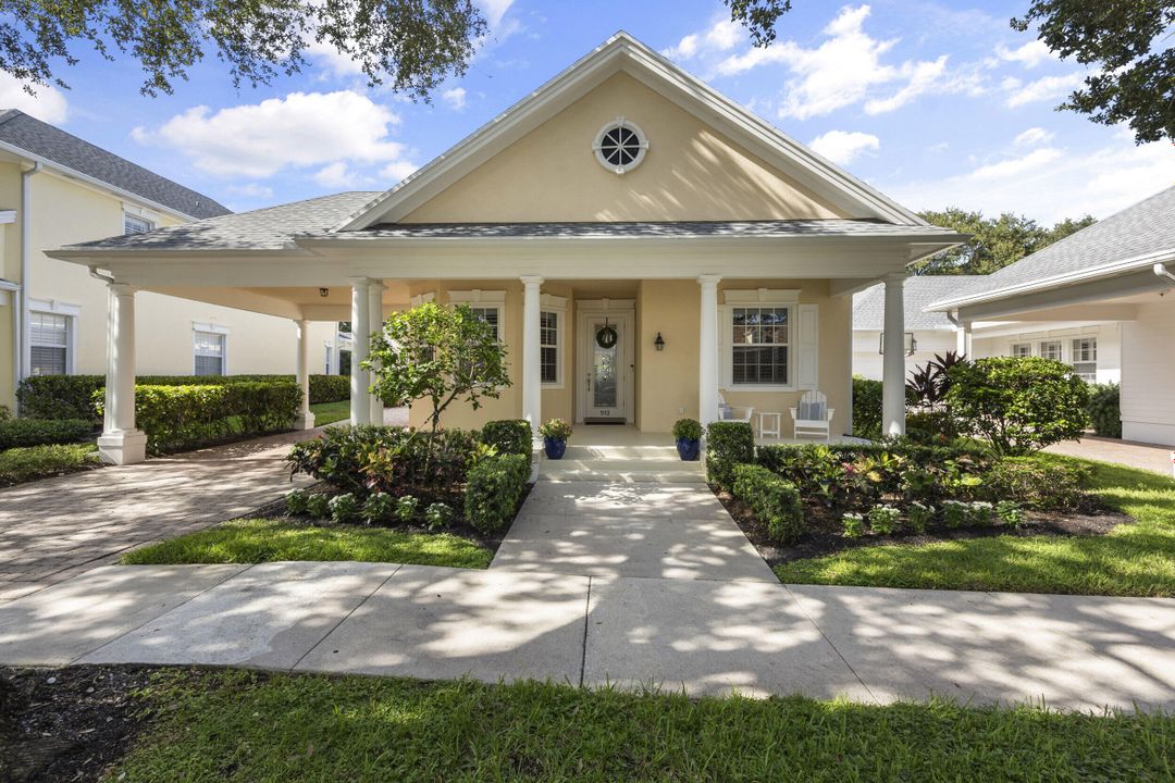 Active With Contract: $1,120,000 (3 beds, 2 baths, 1962 Square Feet)