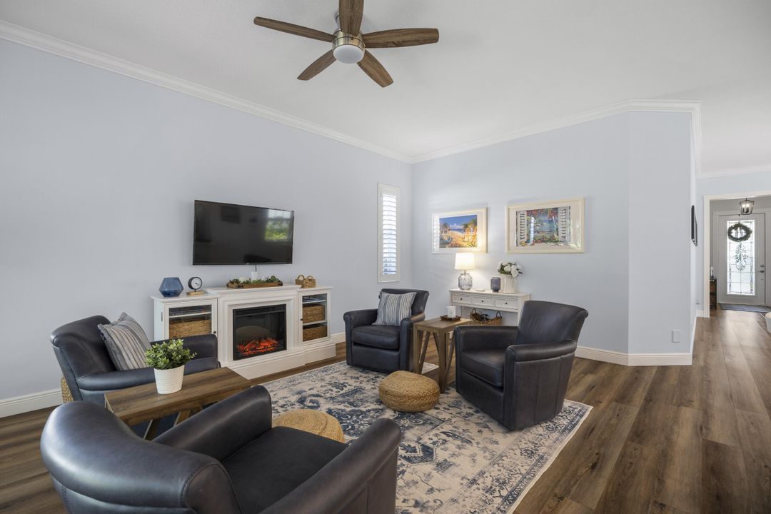 Active With Contract: $1,120,000 (3 beds, 2 baths, 1962 Square Feet)