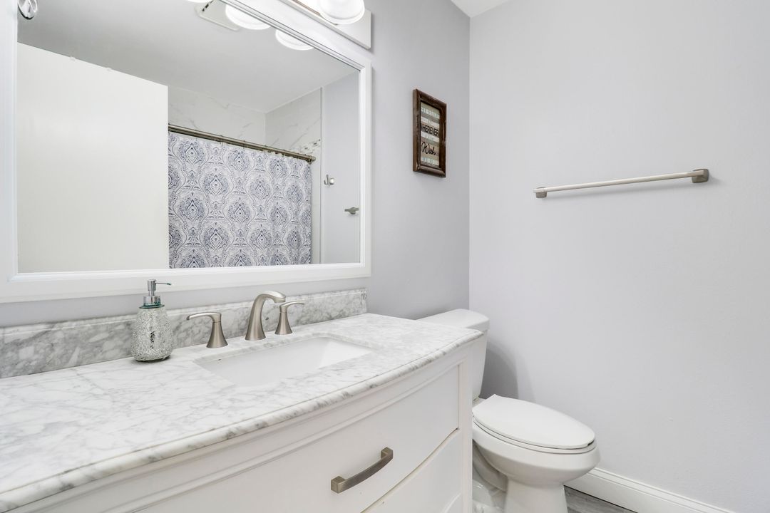 Active With Contract: $389,900 (3 beds, 2 baths, 1620 Square Feet)