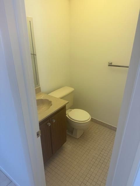 For Sale: $120,000 (1 beds, 1 baths, 760 Square Feet)