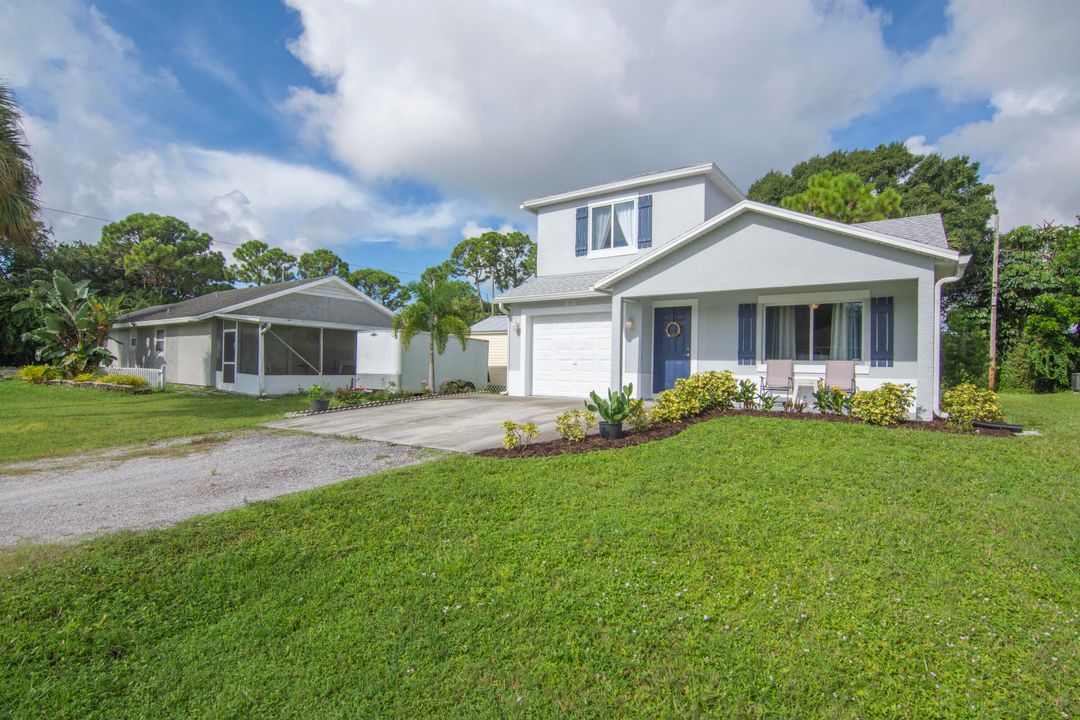 Active With Contract: $300,000 (3 beds, 2 baths, 1234 Square Feet)