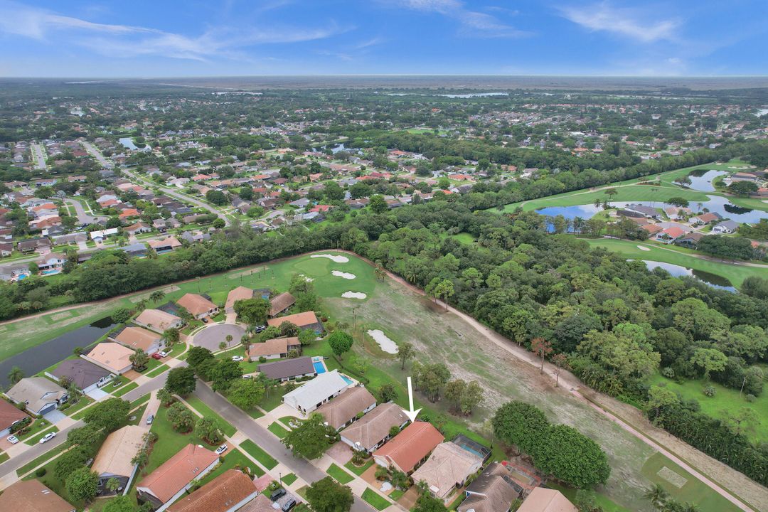 For Sale: $590,000 (3 beds, 2 baths, 2008 Square Feet)