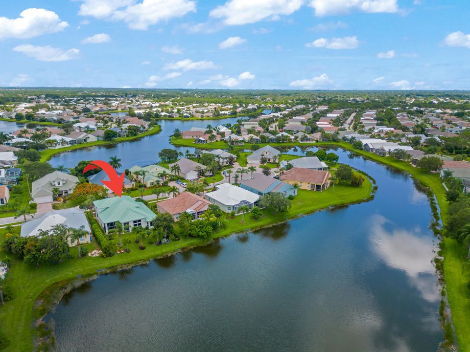 For Sale: $938,000 (4 beds, 3 baths, 3143 Square Feet)