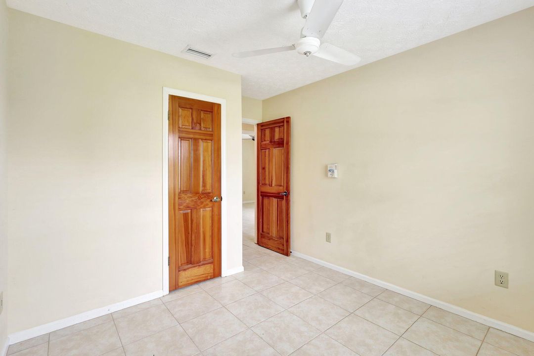 For Sale: $369,900 (3 beds, 2 baths, 1591 Square Feet)