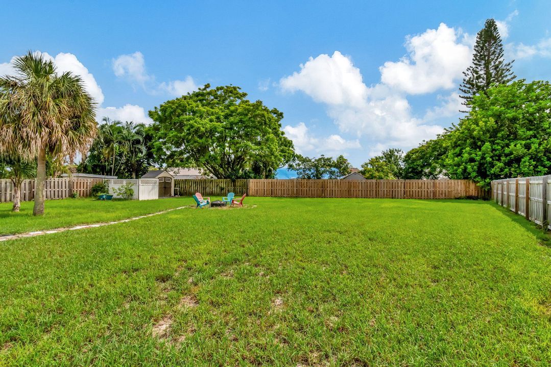 Active With Contract: $525,000 (3 beds, 2 baths, 1430 Square Feet)