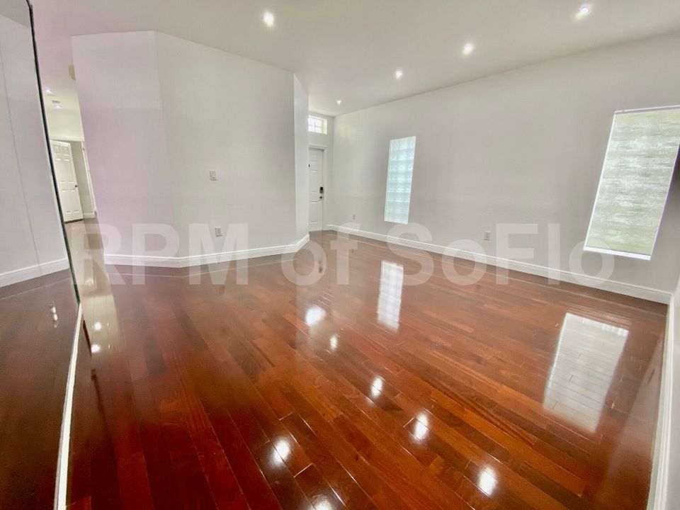 En Renta: $3,900 (3 camas, 2 baños, 1495 Pies cuadrados)