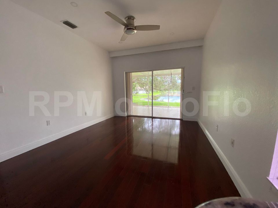 En Renta: $3,900 (3 camas, 2 baños, 1495 Pies cuadrados)