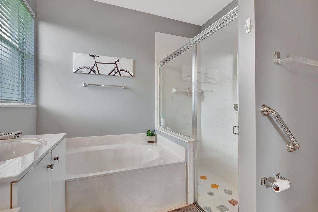 For Sale: $450,000 (3 beds, 2 baths, 1791 Square Feet)