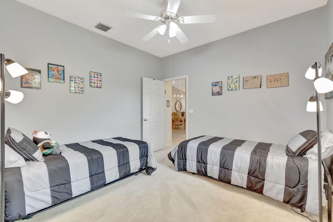 For Sale: $450,000 (3 beds, 2 baths, 1791 Square Feet)