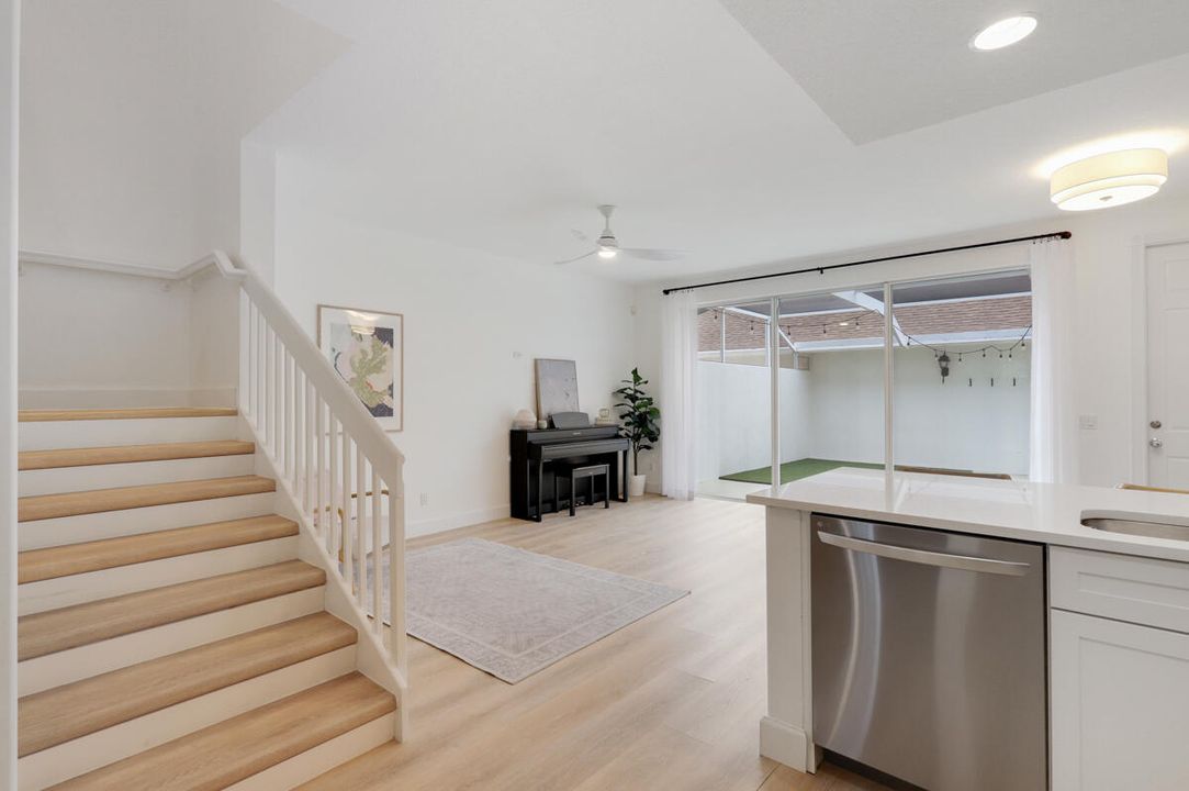 For Sale: $749,900 (3 beds, 2 baths, 1890 Square Feet)