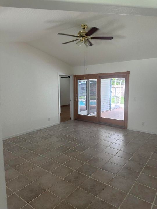 For Rent: $3,600 (3 beds, 2 baths, 1135 Square Feet)