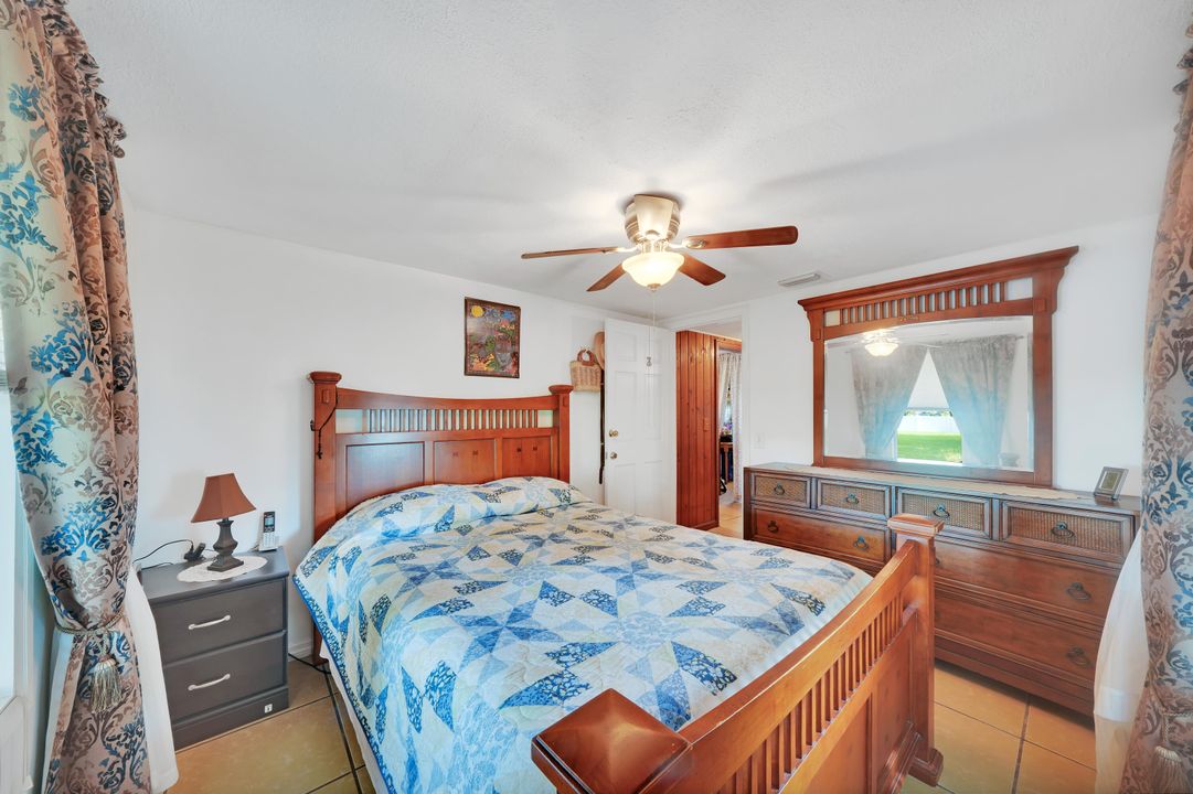 For Sale: $459,000 (2 beds, 1 baths, 741 Square Feet)