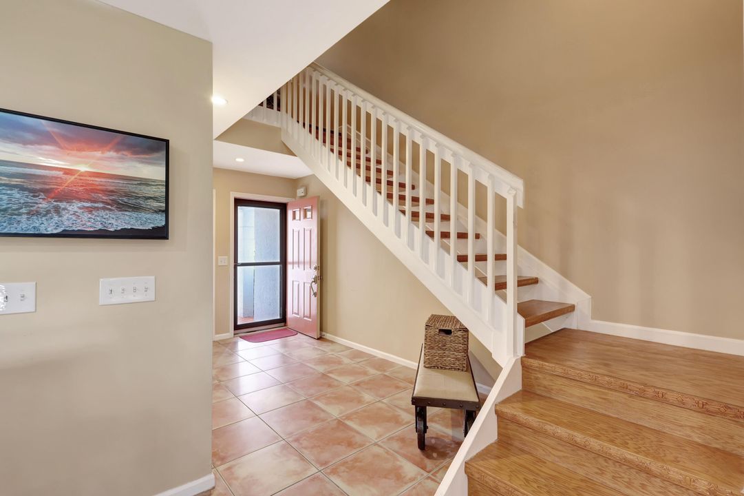 Active With Contract: $3,500 (3 beds, 2 baths, 1431 Square Feet)