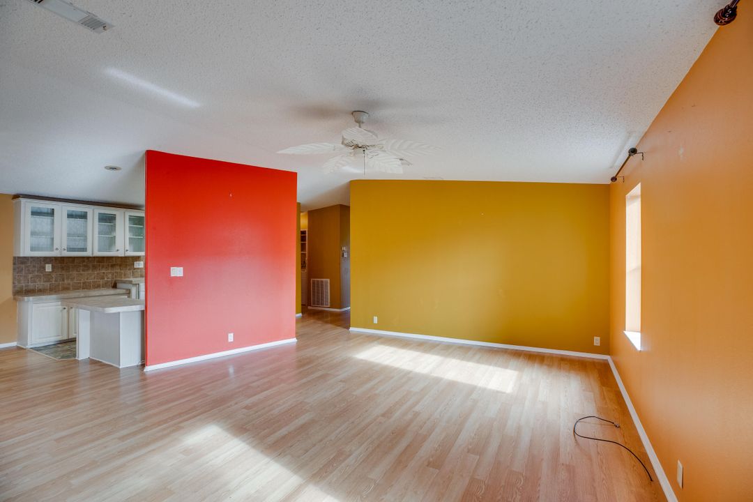 For Sale: $125,000 (2 beds, 2 baths, 1224 Square Feet)