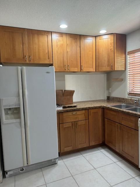 Active With Contract: $3,300 (3 beds, 2 baths, 1546 Square Feet)