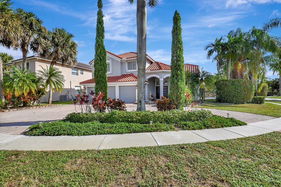 For Sale: $1,149,000 (4 beds, 3 baths, 3385 Square Feet)