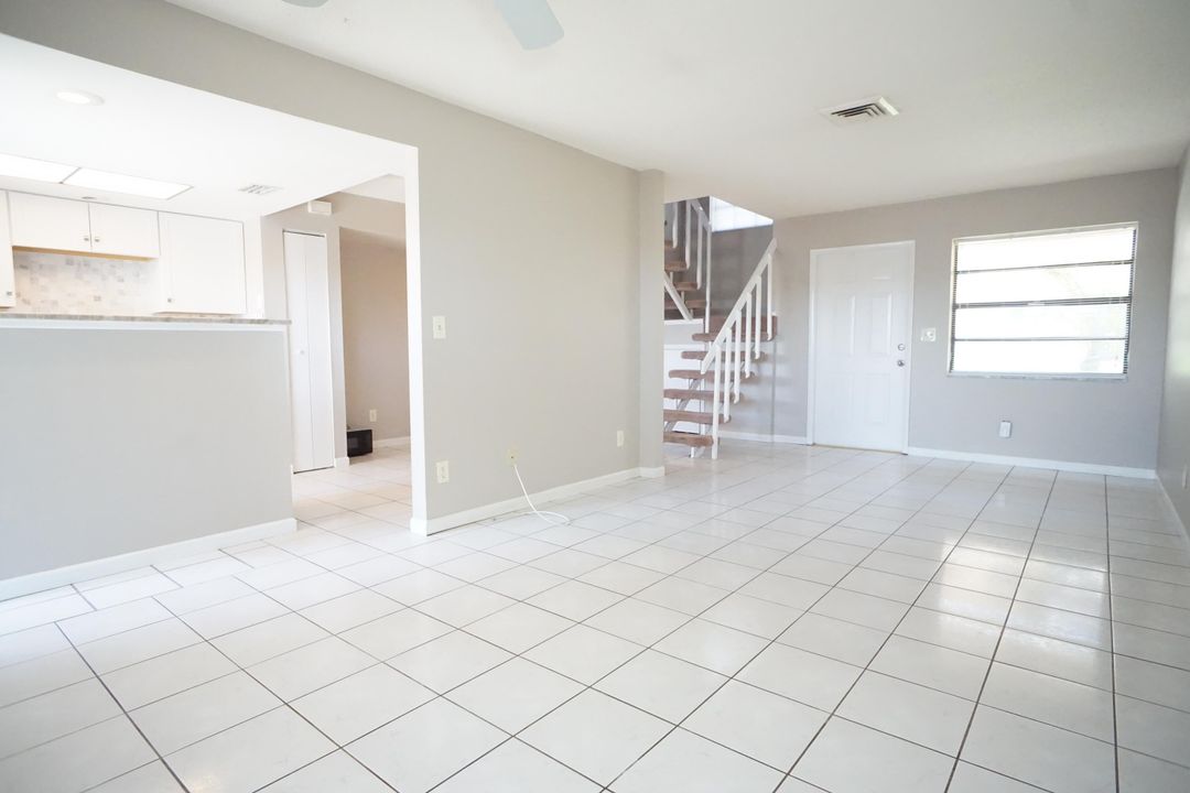 For Rent: $2,250 (3 beds, 2 baths, 1232 Square Feet)