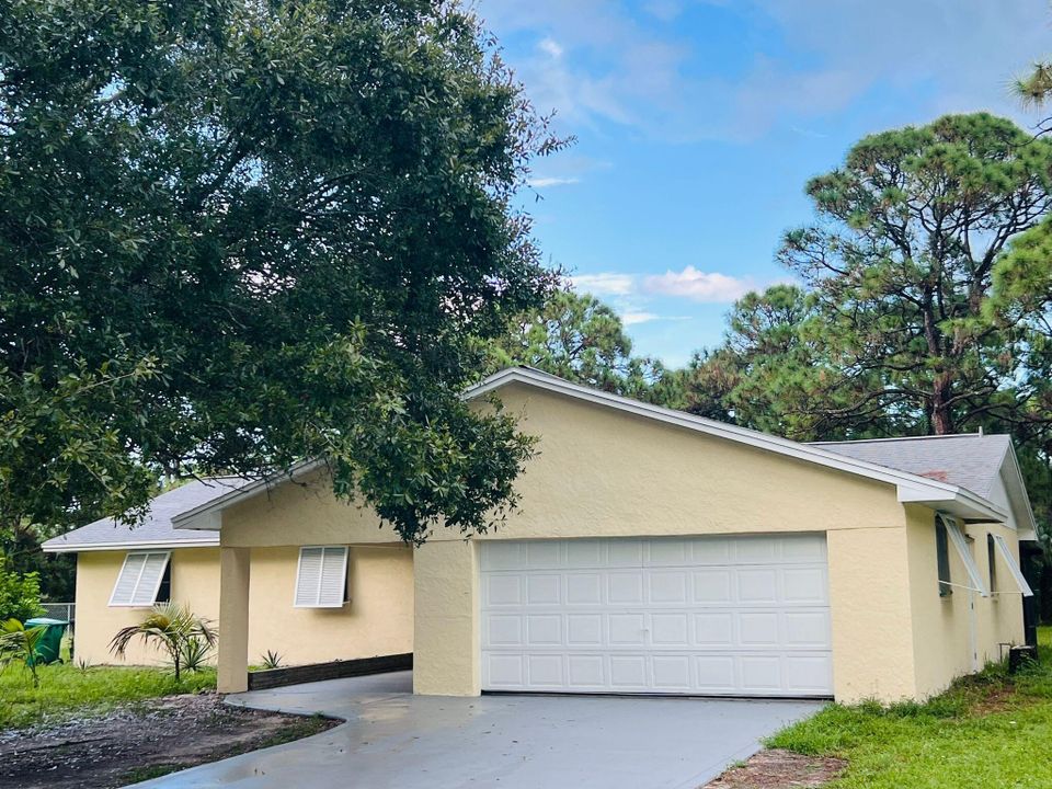 For Sale: $499,000 (3 beds, 2 baths, 1560 Square Feet)