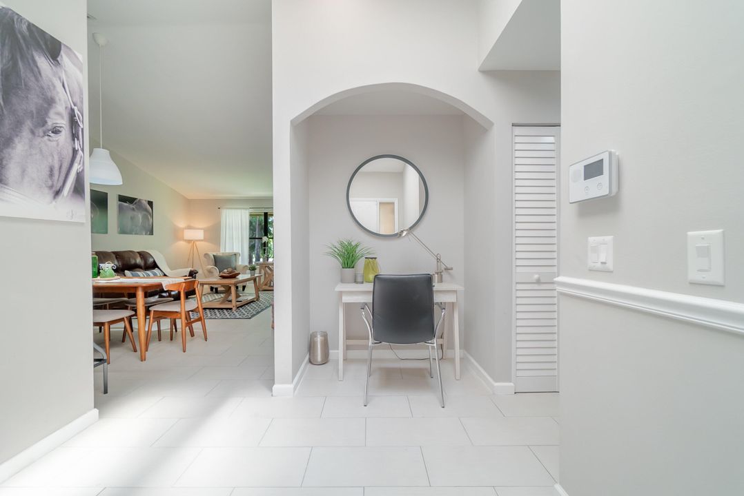 Active With Contract: $345,000 (3 beds, 2 baths, 1300 Square Feet)