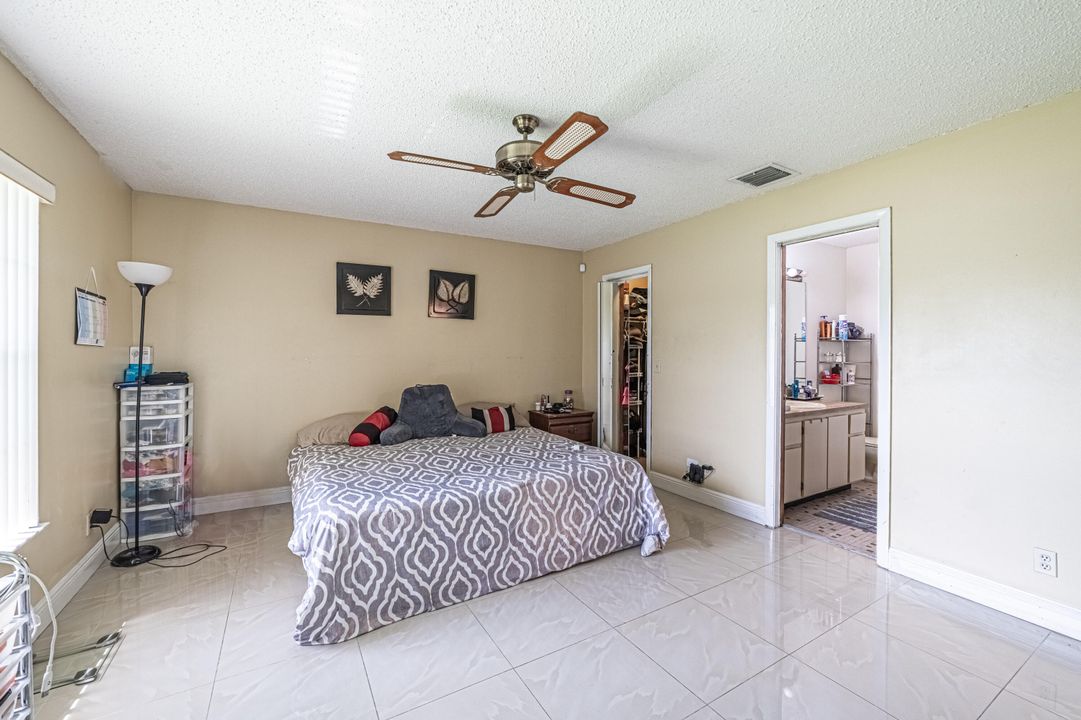 Active With Contract: $440,000 (3 beds, 2 baths, 1301 Square Feet)