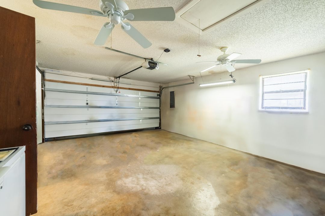 Active With Contract: $440,000 (3 beds, 2 baths, 1301 Square Feet)