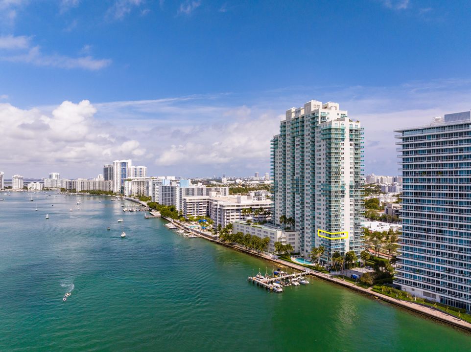 For Sale: $1,840,000 (2 beds, 2 baths, 1147 Square Feet)