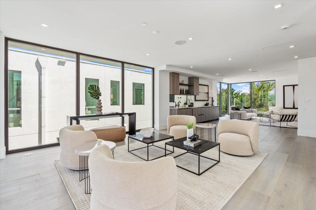 For Sale: $4,875,000 (5 beds, 4 baths, 4357 Square Feet)