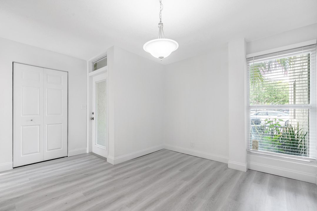 For Sale: $499,900 (2 beds, 2 baths, 1418 Square Feet)